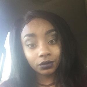 Meet your Posher, Lee